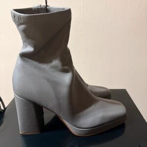 Steve Madden Gray Heeled Boots